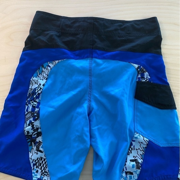 Mossimo SwimTrunks size 30 (BL) - Picture 6 of 7